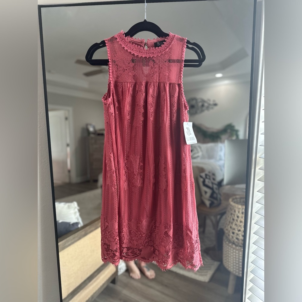 Special Occasion Lace Dress - Size Medium